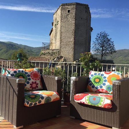 Stanza Privata In Attico Con Terrazza - Lakeholiday It Кастель-ди-Тора Экстерьер фото