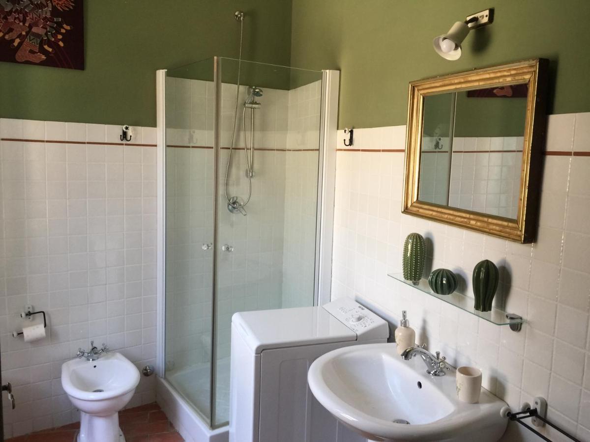 Stanza Privata In Attico Con Terrazza - Lakeholiday It Кастель-ди-Тора Экстерьер фото